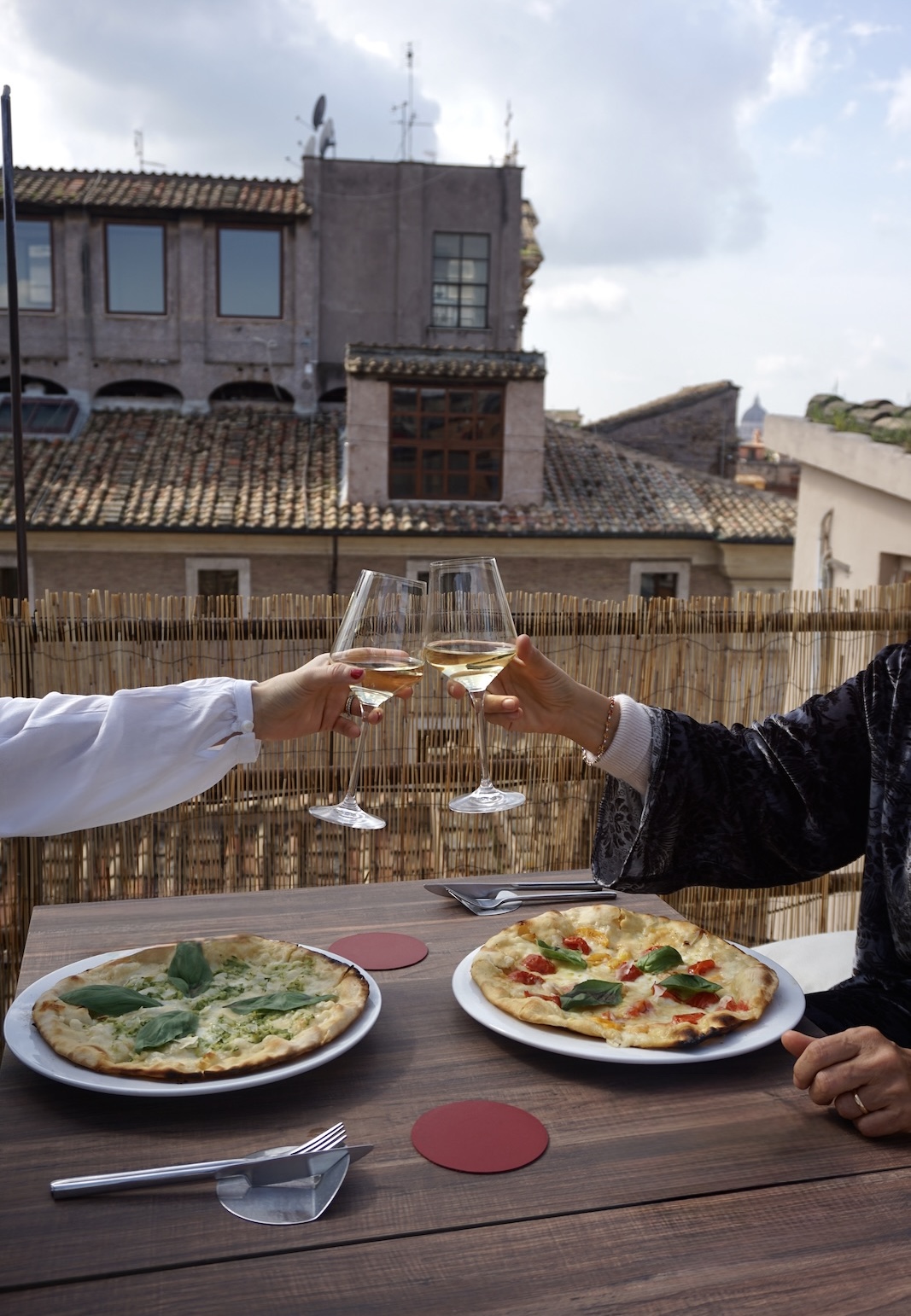 Pizza Terrazza Caravita